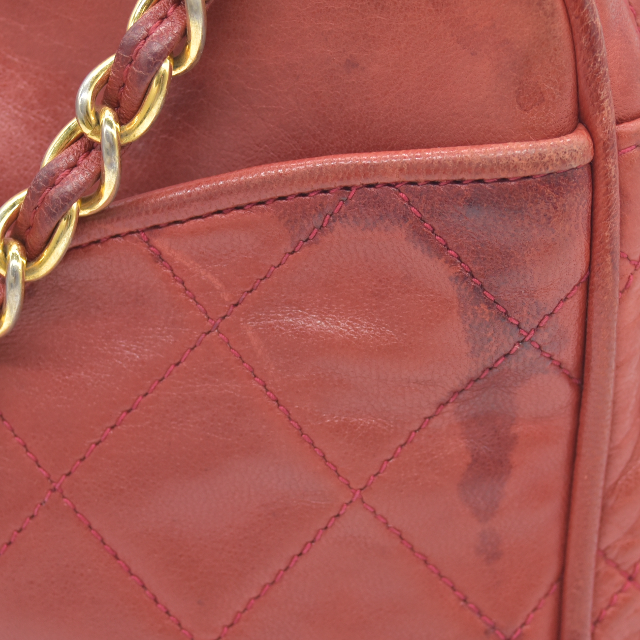 $3850 1986-1988 Chanel Red Lambskin Tassel CC Fringe Camera Bag