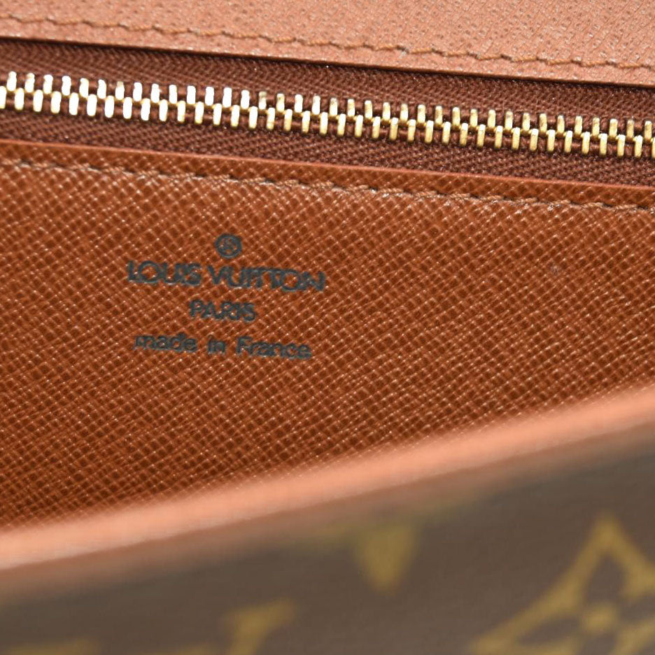 LOUIS VUITTON Monogram Pochette Bordeaux  VI0931