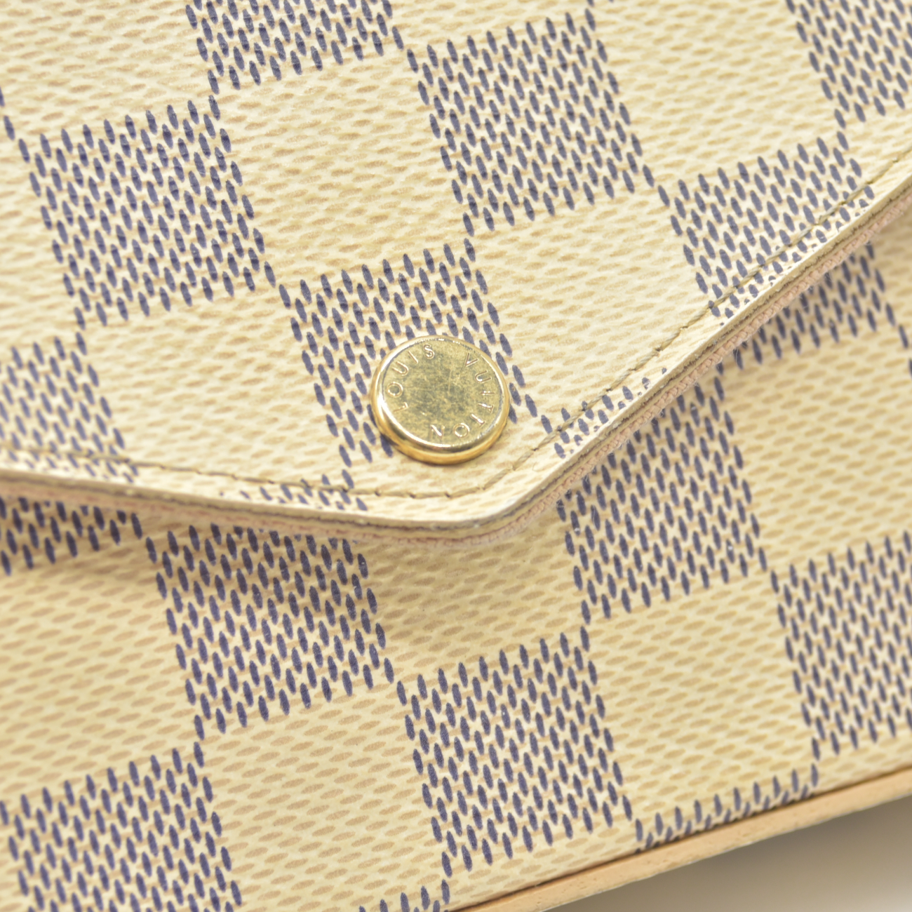 $1580 2017 Louis Vuitton Damier Azur Pochette Felicie Crossbody MI5107