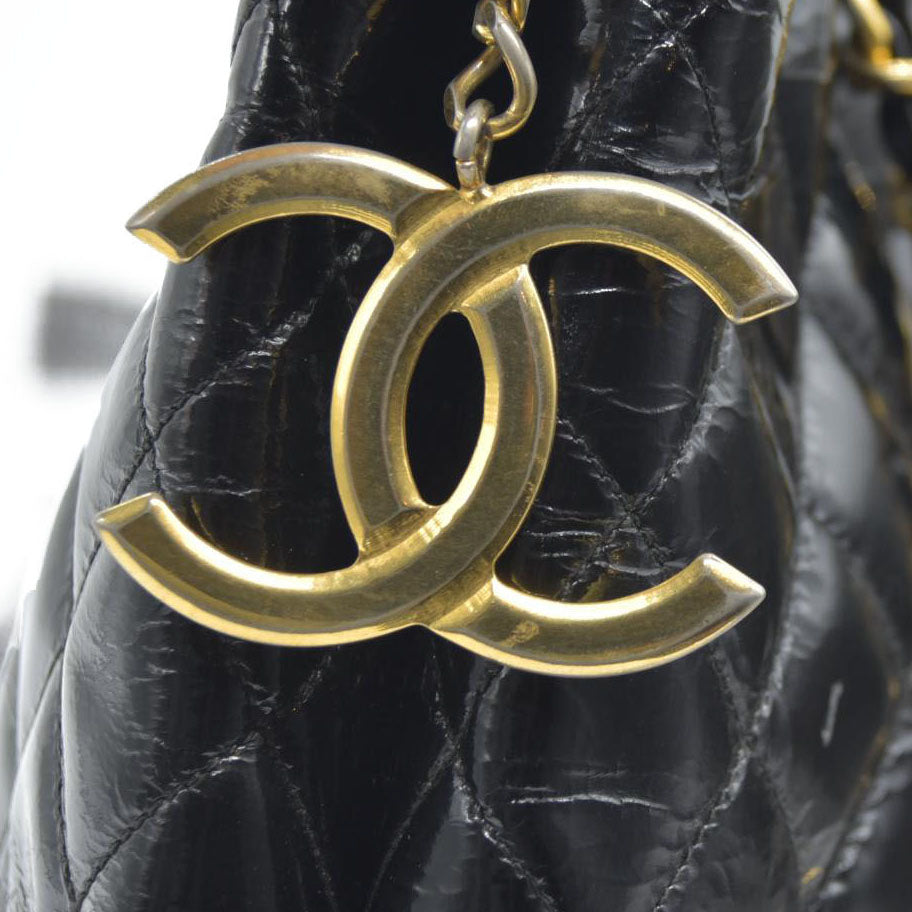 CHANEL Matelasse Chain Shoulder Bag Patent leather Black Gold CC