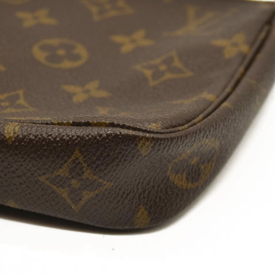 Louis Vuitton  Monogram Pochette Accessories VI0020