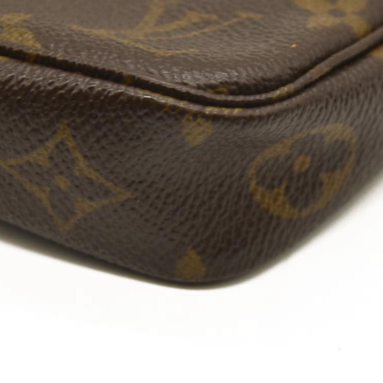 Louis Vuitton  Monogram Pochette Accessories VI0020