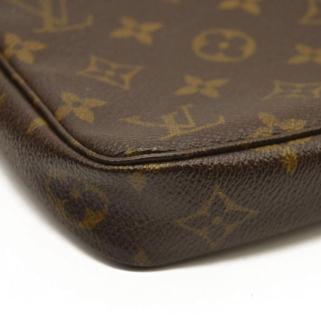 Louis Vuitton  Monogram Pochette Accessories VI0020