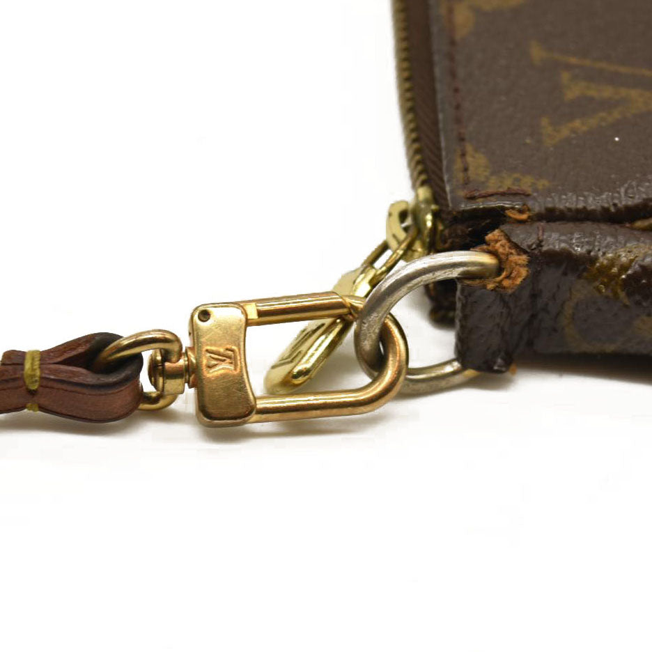 Louis Vuitton  Monogram Pochette Accessories VI0020