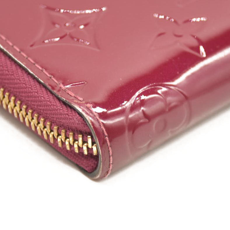 LOUIS VUITTON Vernis Clemence Wallet Magenta CA2176