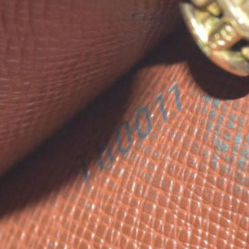 $770 2001 Louis Vuitton Monogram Sarah Long Wallet TH0011