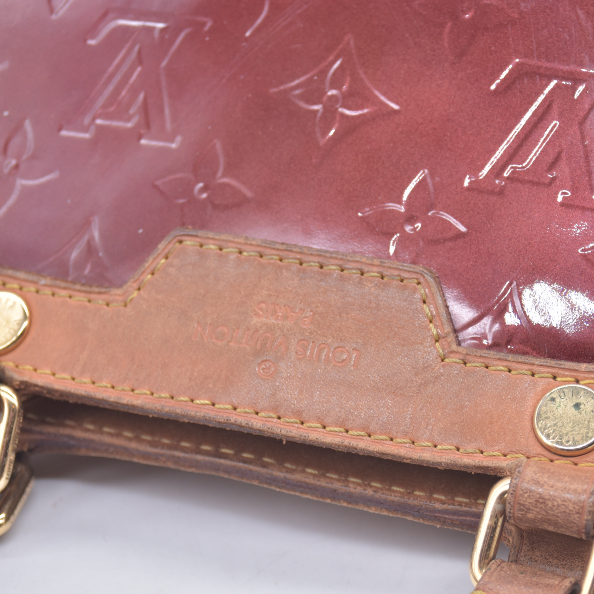 $2710 2011 Louis Vuitton  Vernis Brea PM Bronze VI2121
