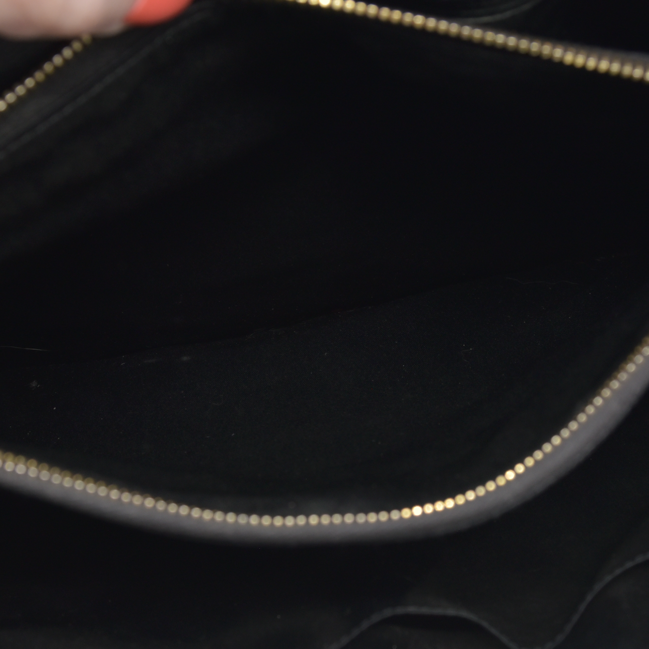 $2900 2010 Chanel Grand Shopping Tote (GST) Black Caviar