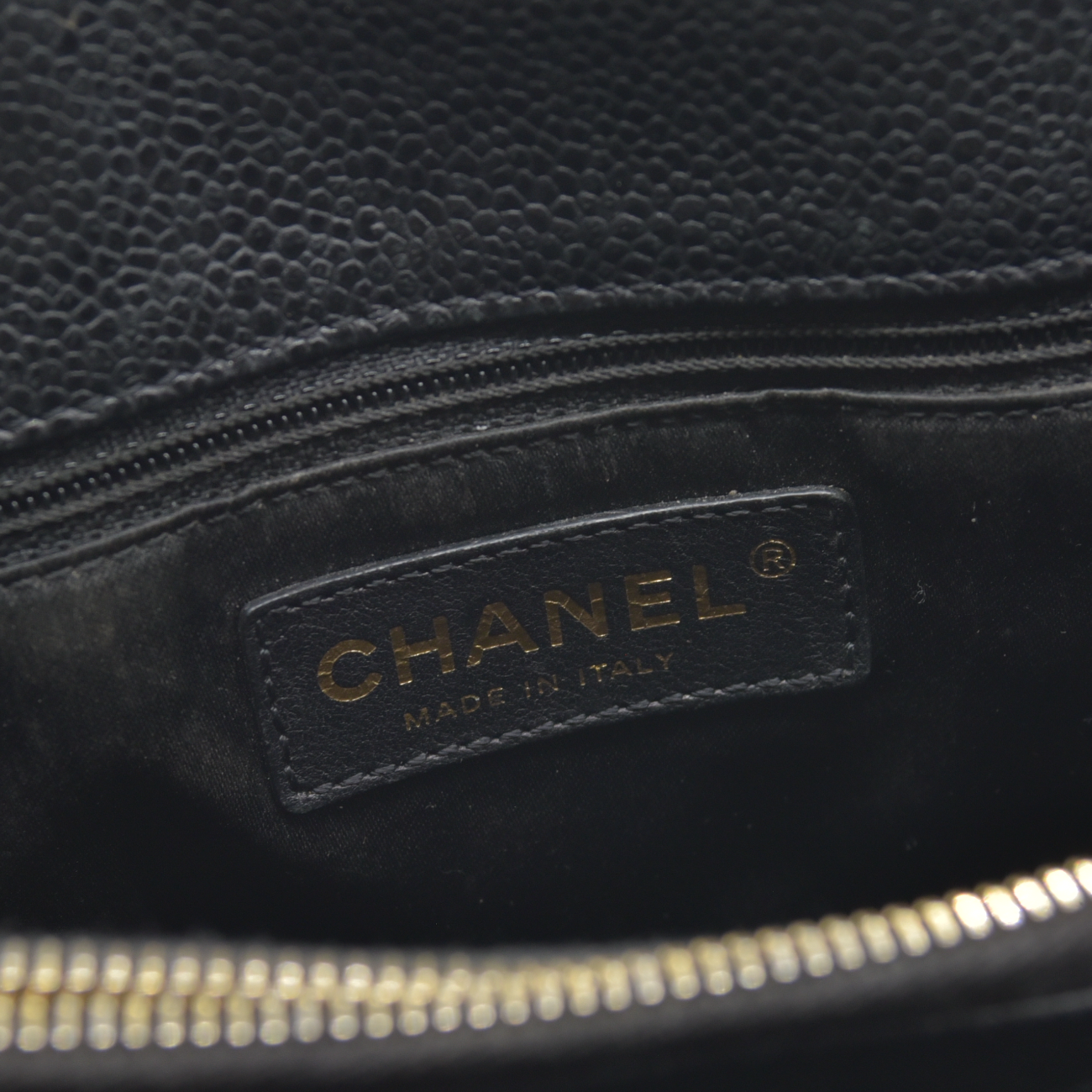 $2900 2010 Chanel Grand Shopping Tote (GST) Black Caviar