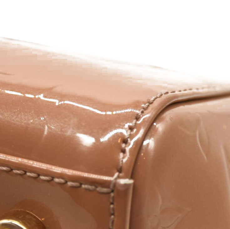 LOUIS VUITTON Vernis Brea MM Beige Poudre