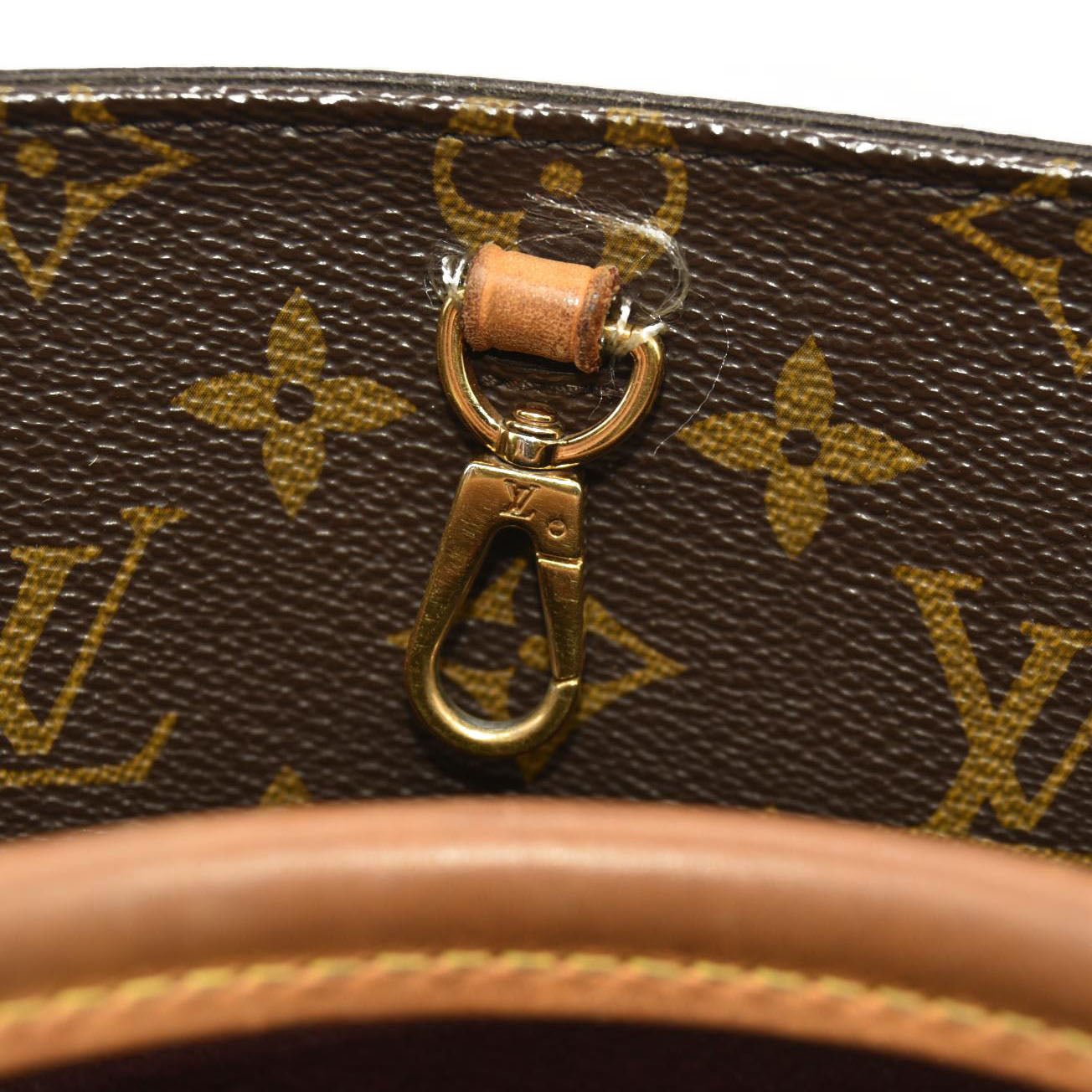 Louis Vuitton  Monogram Montaigne GM  TR1174