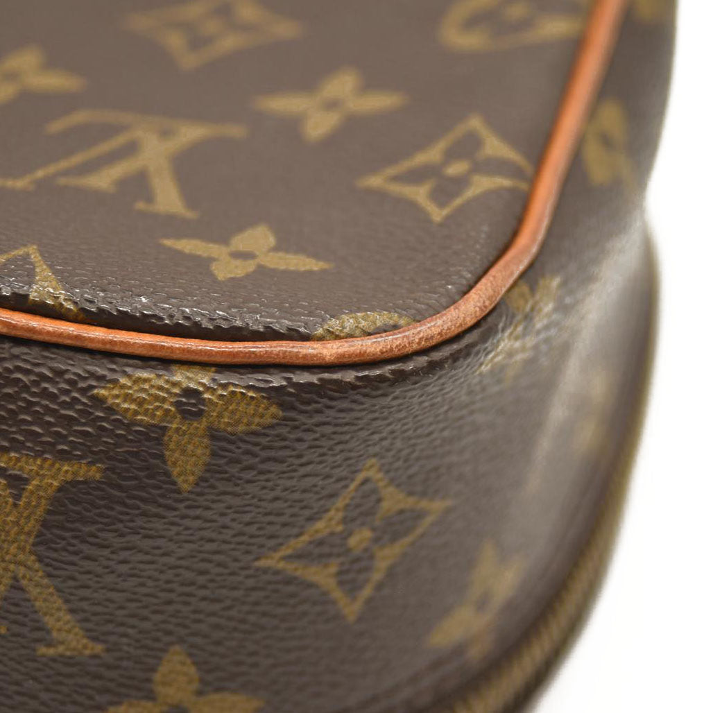 LOUIS VUITTON Monogram Trousse Boite Cosmetic Pouch NO0992