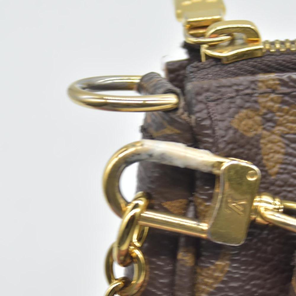$2840 LOUIS VUITTON  Monogram Multi Pochette Accessories Kaki SD2260