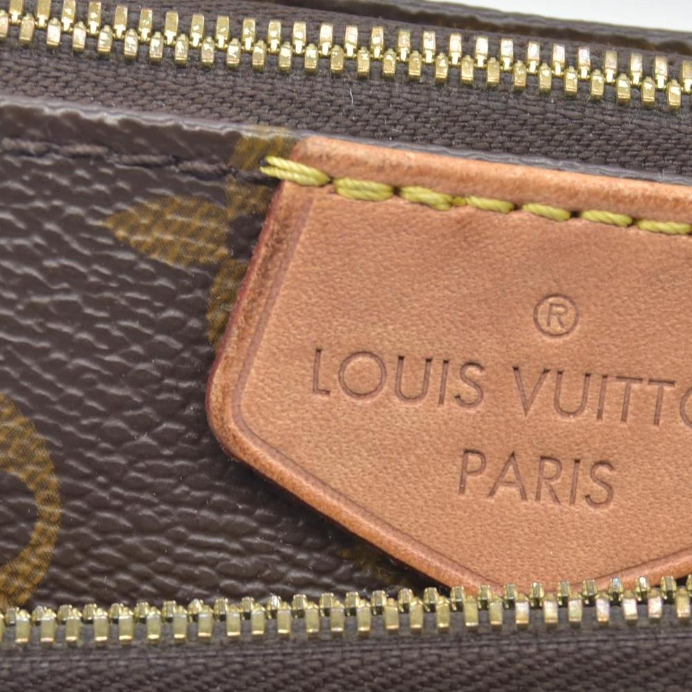 $2840 LOUIS VUITTON  Monogram Multi Pochette Accessories Kaki SD2260