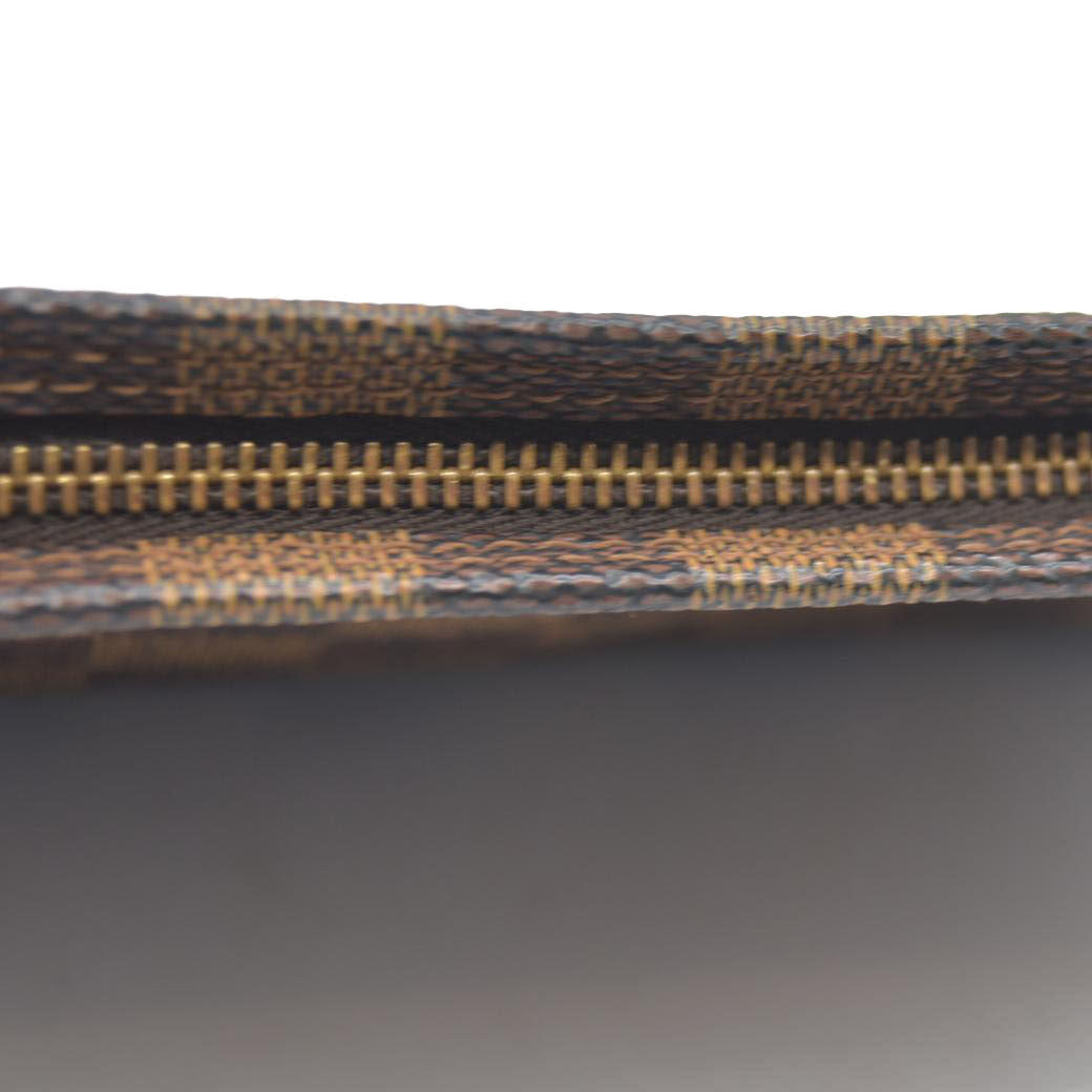 AUCTION $1290 Louis Vuitton Damier Ebene Accessories Pouch for Marais Toiletry Bag