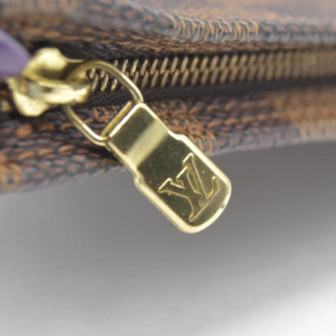 AUCTION $1290 Louis Vuitton Damier Ebene Accessories Pouch for Marais Toiletry Bag