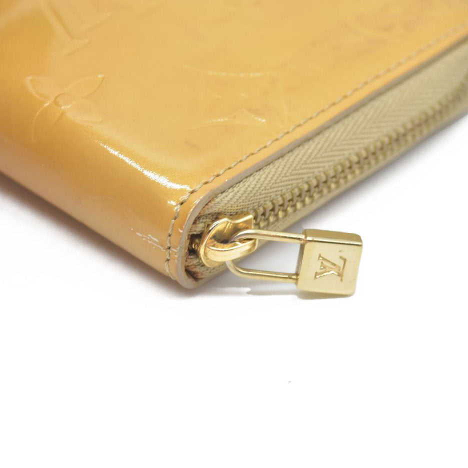 $545 Louis Vuitton Monogram Vernis Patent Leather Broom Zip Around Wallet BJ0051