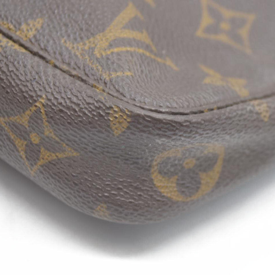 $1660 Louis Vuitton Monogram Pochette Accessories Pouch Bag  AR1907