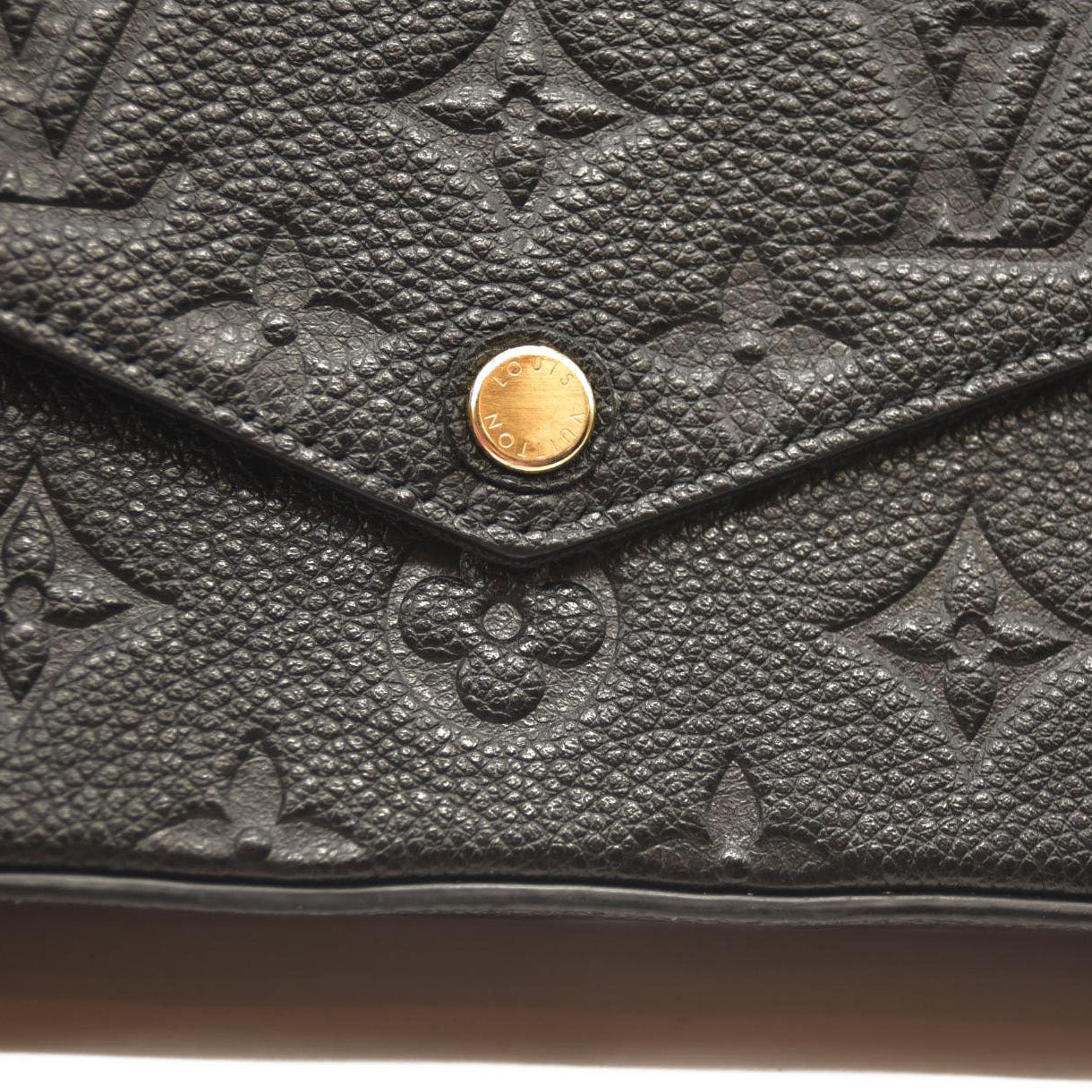 LOUIS VUITTON  Empreinte Pochette Felicie Chain Wallet Black