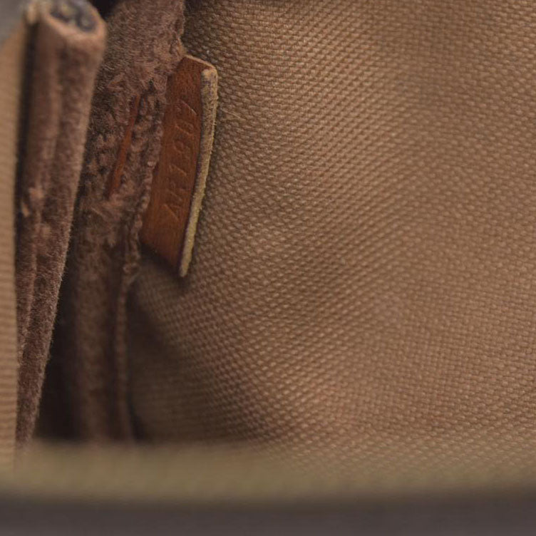 $1660 Louis Vuitton Monogram Pochette Accessories Pouch Bag  AR1907