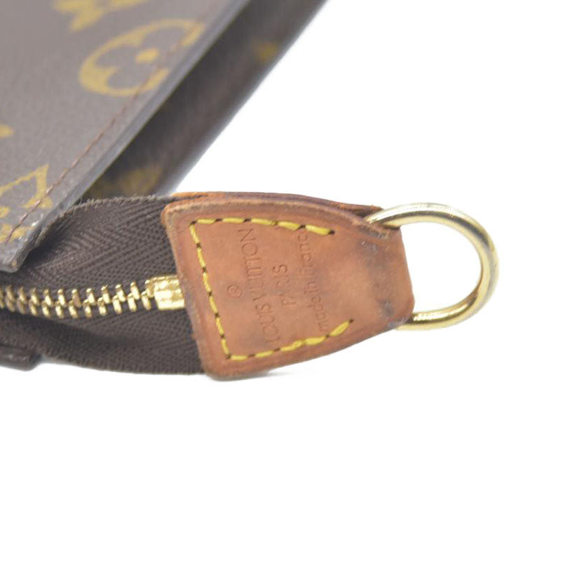 Louis Vuitton Monogram Toiletry Pouch 15 AR0995