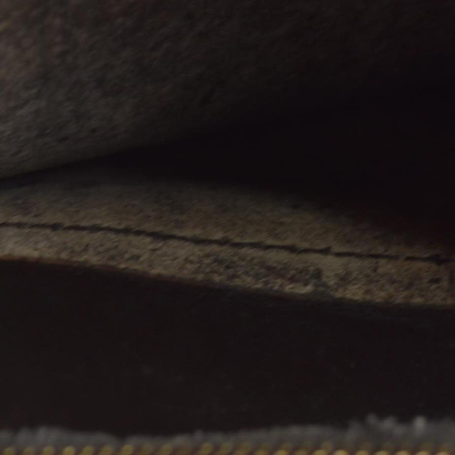 $795 2002 Louis Vuitton Monogram Pochette Bordeaux Clutch