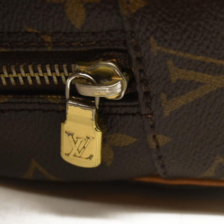 Louis Vuitton  Monogram Toiletry Bag 25 MB0077