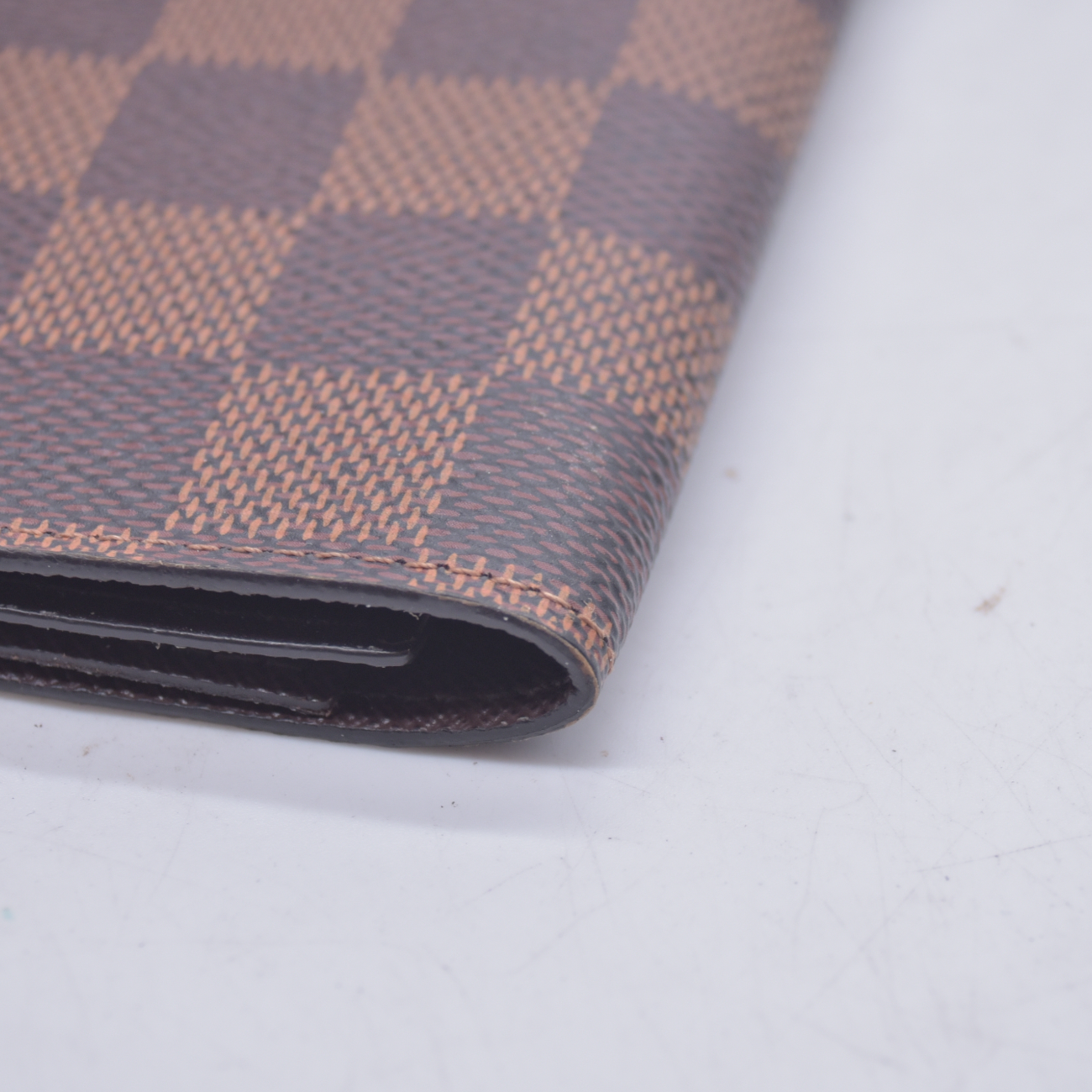 $400 2019 Louis Vuitton Damier Ebene Passport Cover MB0129