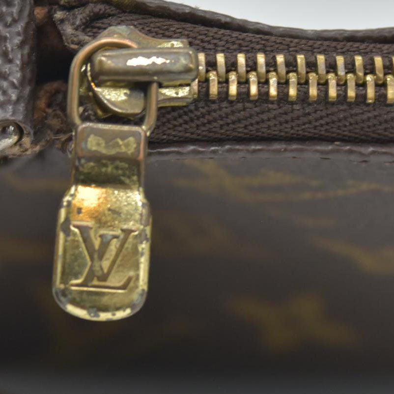 $1290 1999 Louis Vuitton Monogram Pochette Accessories Pouch Bag VI1909