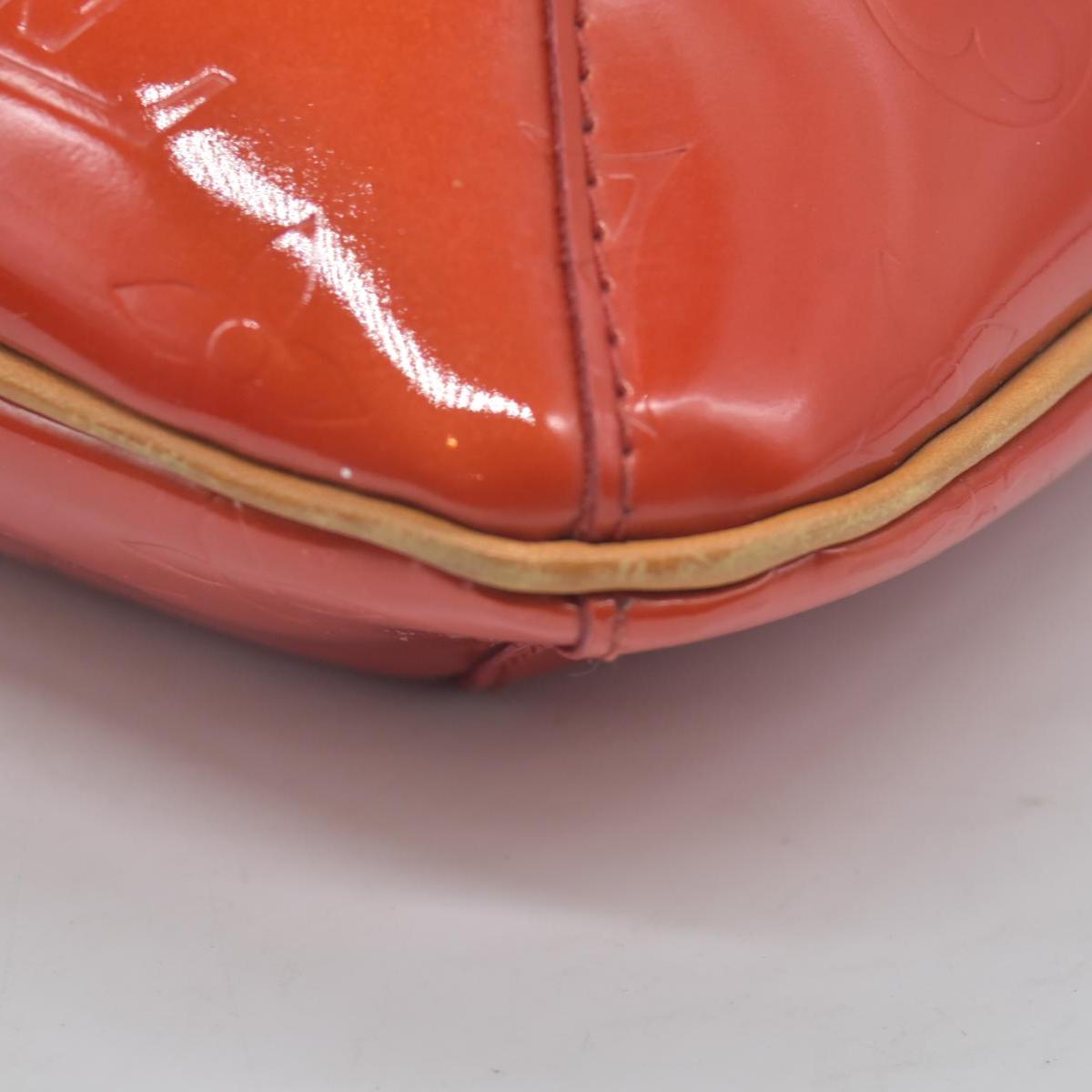 $920 2001 Louis Vuitton Monogram Vernis Thompson Shoulder Bag CA0011