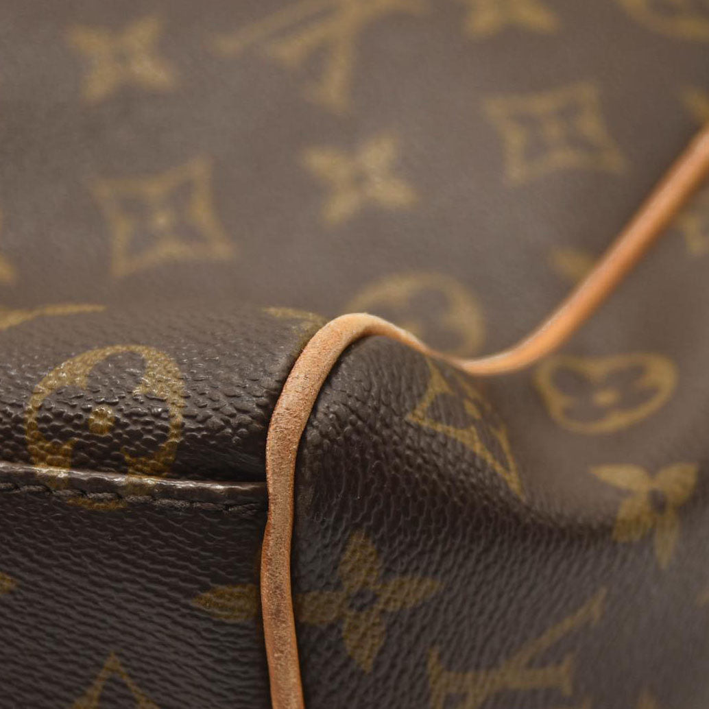 LOUIS VUITTON Monogram Abbesses Messenger Bag