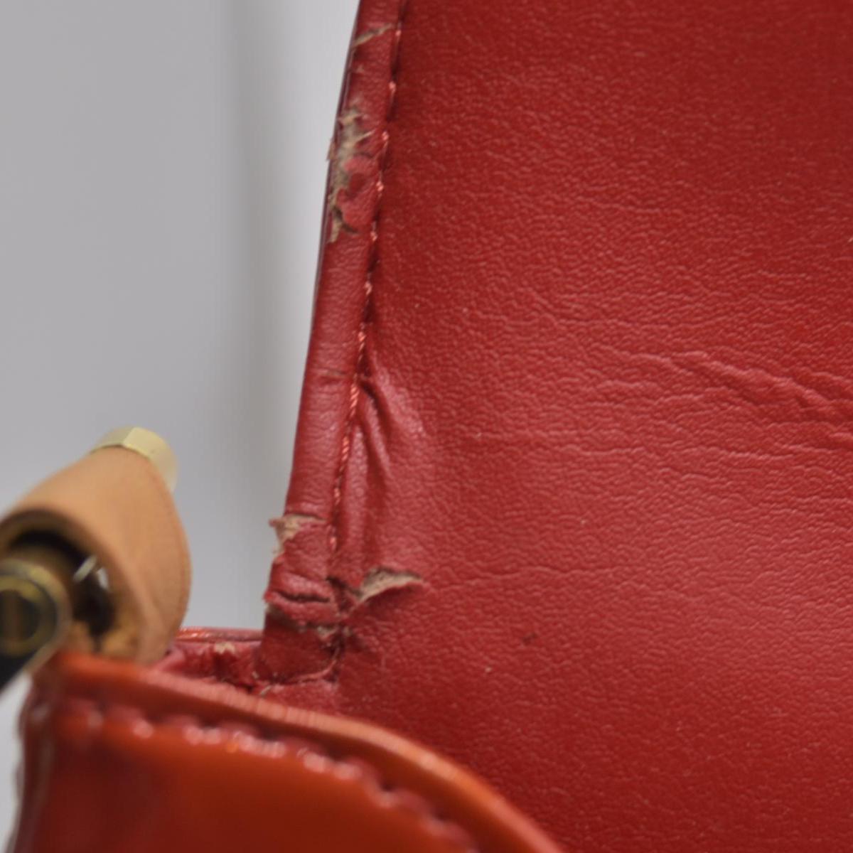 $920 2001 Louis Vuitton Monogram Vernis Thompson Shoulder Bag CA0011