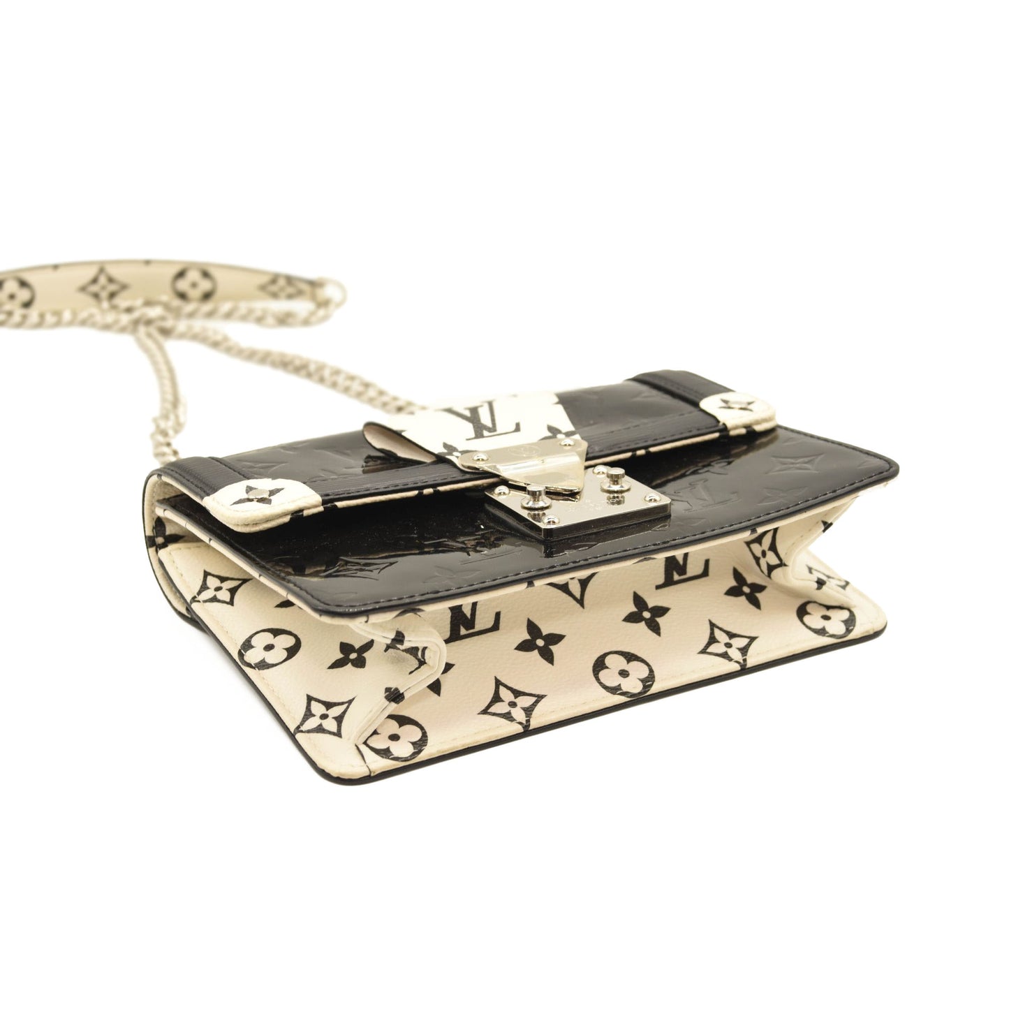 LOUIS VUITTON Vernis Epi Monogram Wynwood Black White