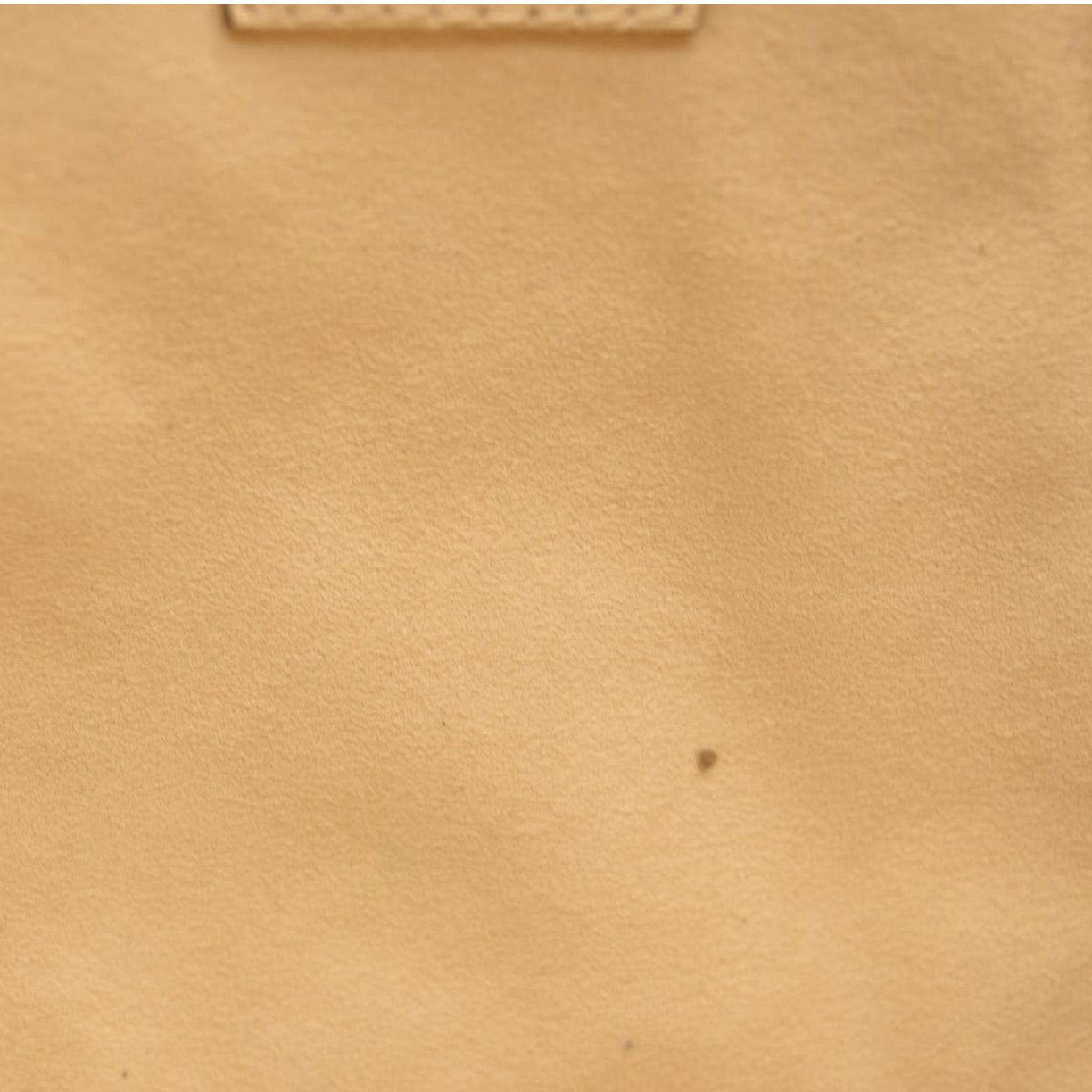 LOUIS VUITTON Empreinte Monogram Giant Neverfull MM Cream