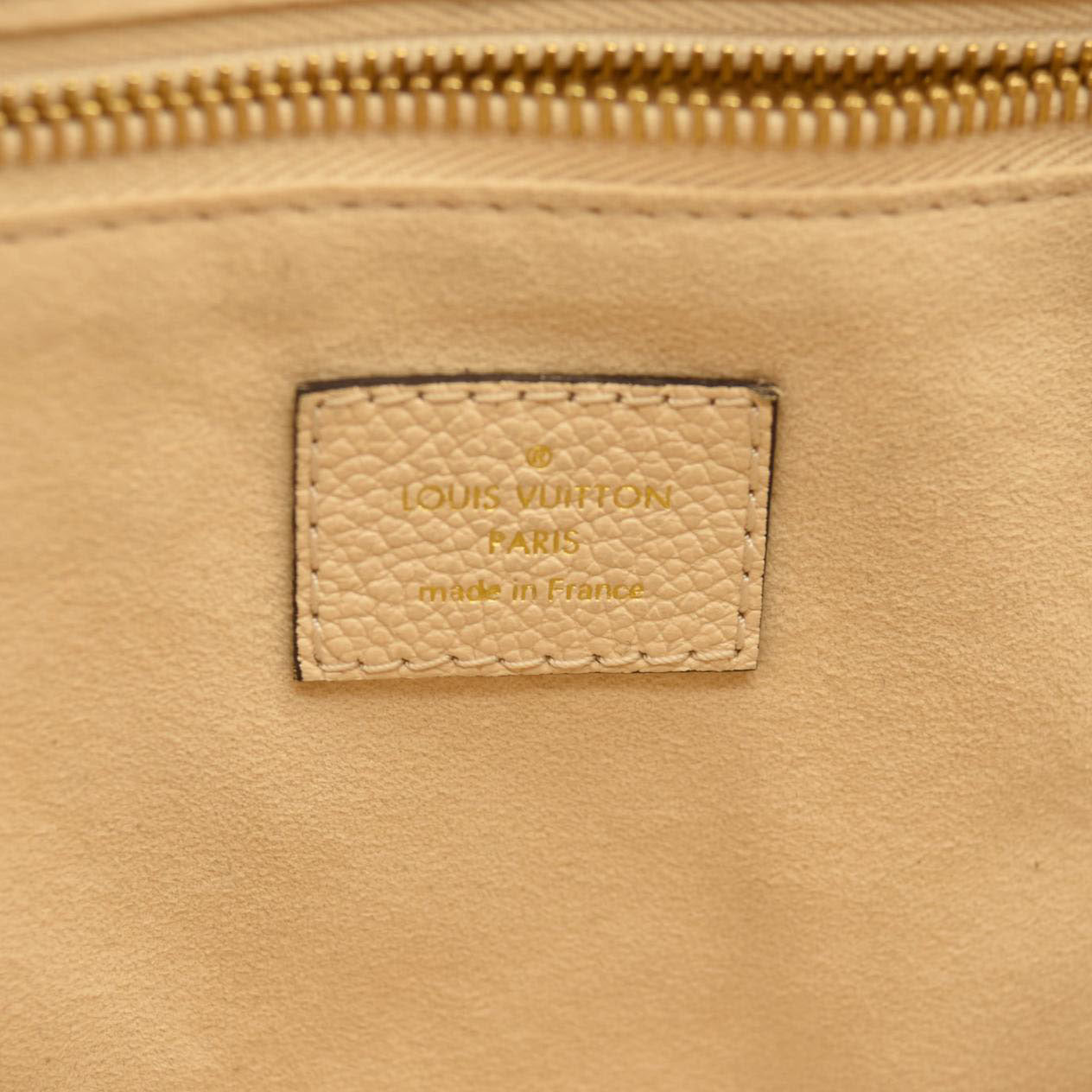 LOUIS VUITTON Empreinte Monogram Giant Neverfull MM Cream