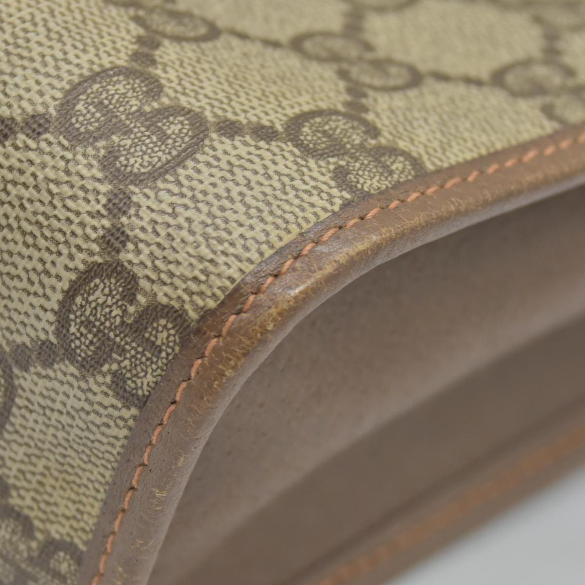 $990 Gucci Vintage GG Supreme Clutch CONSIGNMENT