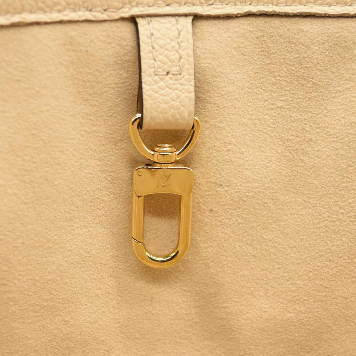 LOUIS VUITTON Empreinte Monogram Giant Neverfull MM Cream