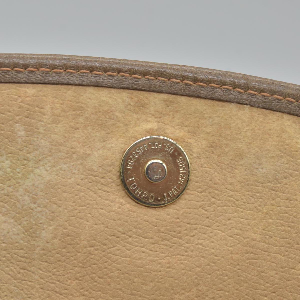 $990 Gucci Vintage GG Supreme Clutch CONSIGNMENT