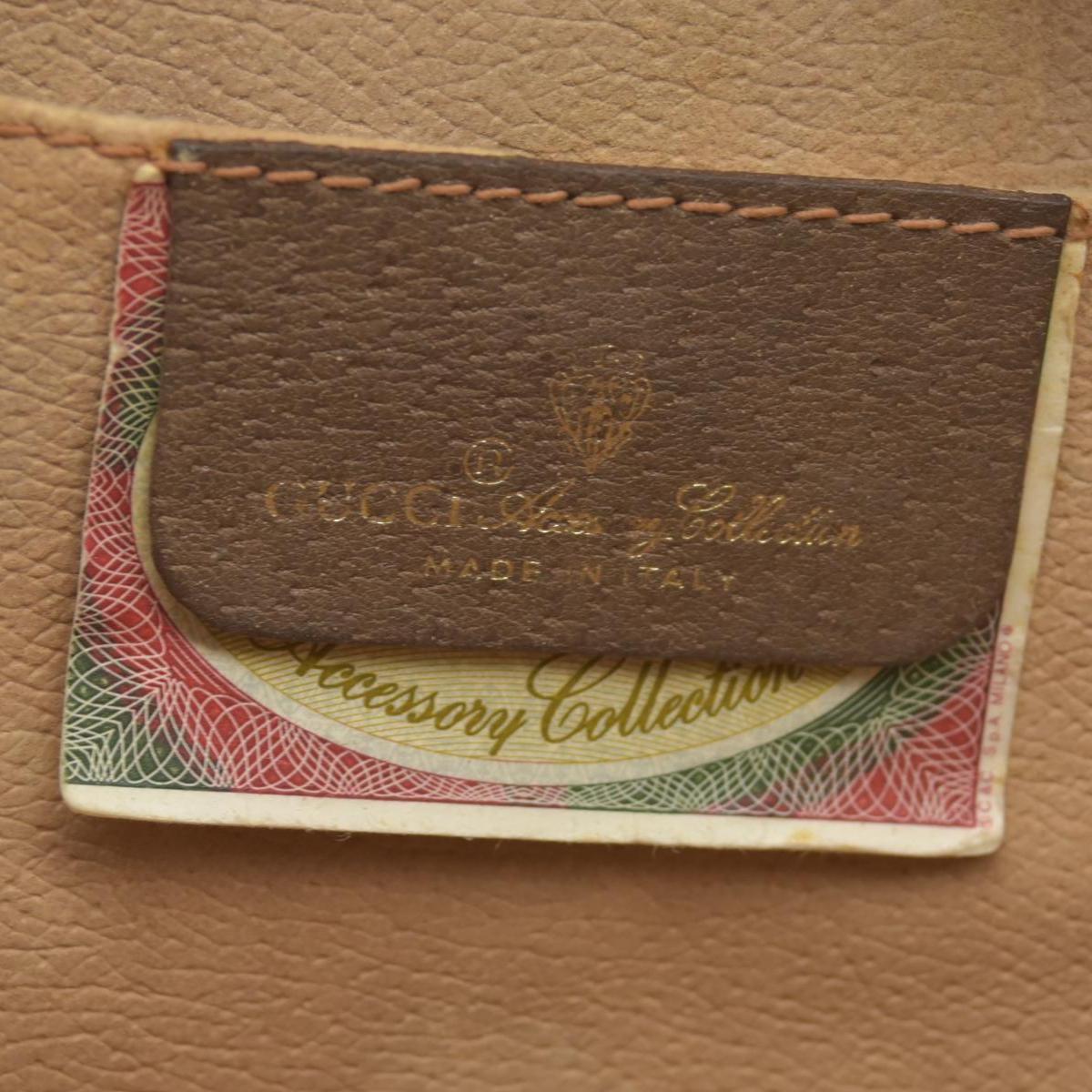 $990 Gucci Vintage GG Supreme Clutch CONSIGNMENT