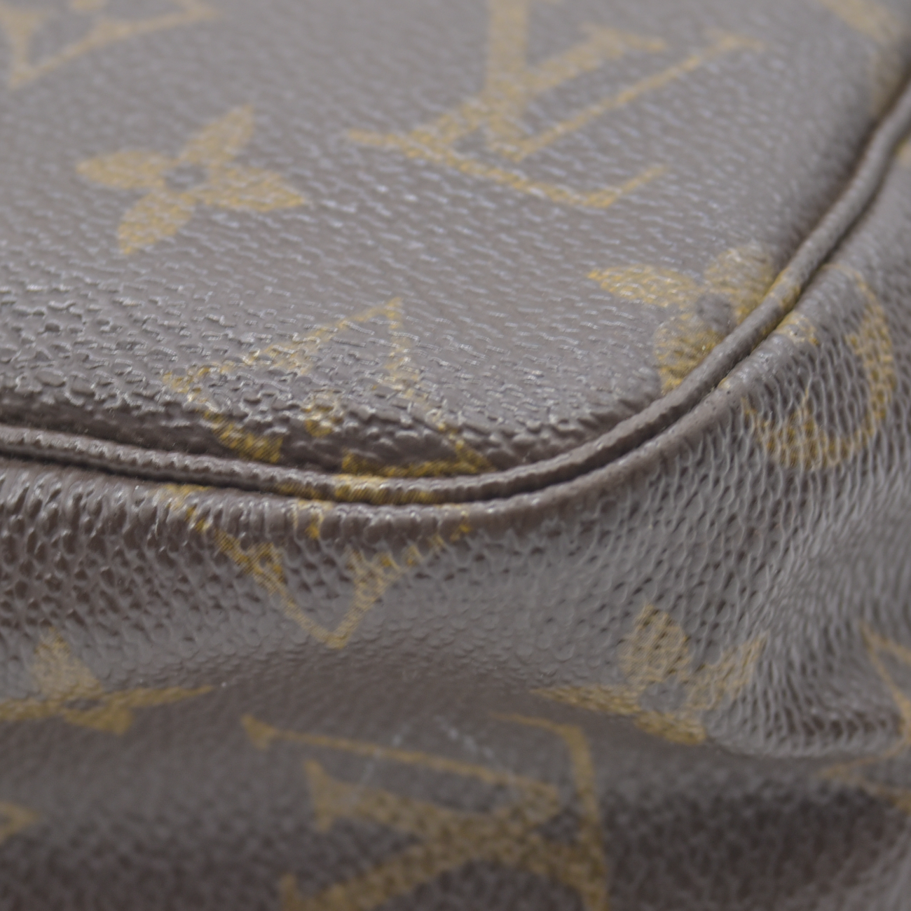 $600 1987 Louis Vuitton Monogram Trousse 28 Toiletry Bag Cosmetic TH872