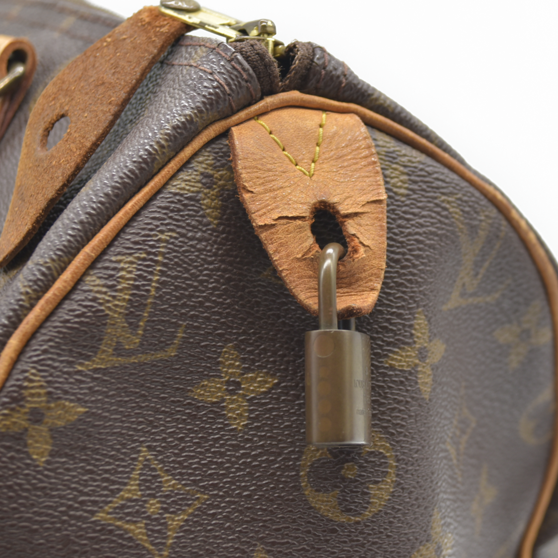 Louis Vuitton  Monogram Speedy 30 SD0090
