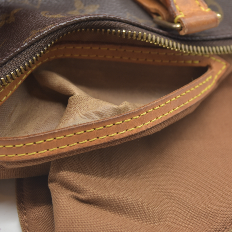 Louis Vuitton  Monogram Speedy 30 SD0090