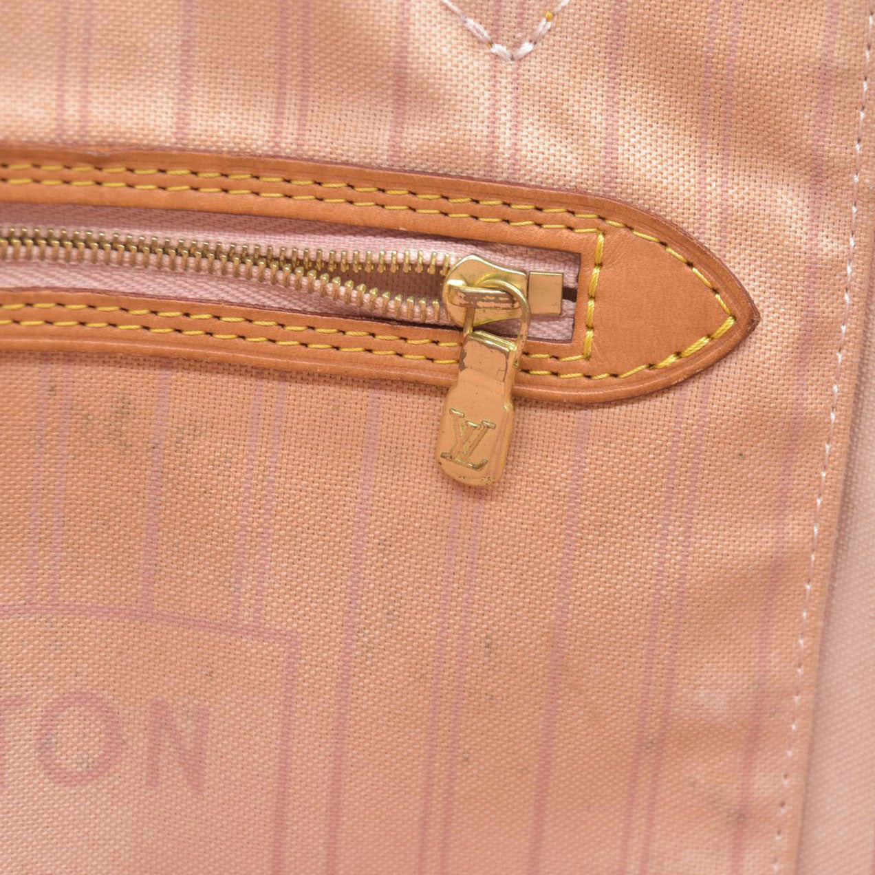 $2200 Louis Vuttion Damier Azur Neverfull MM Rose Ballerine