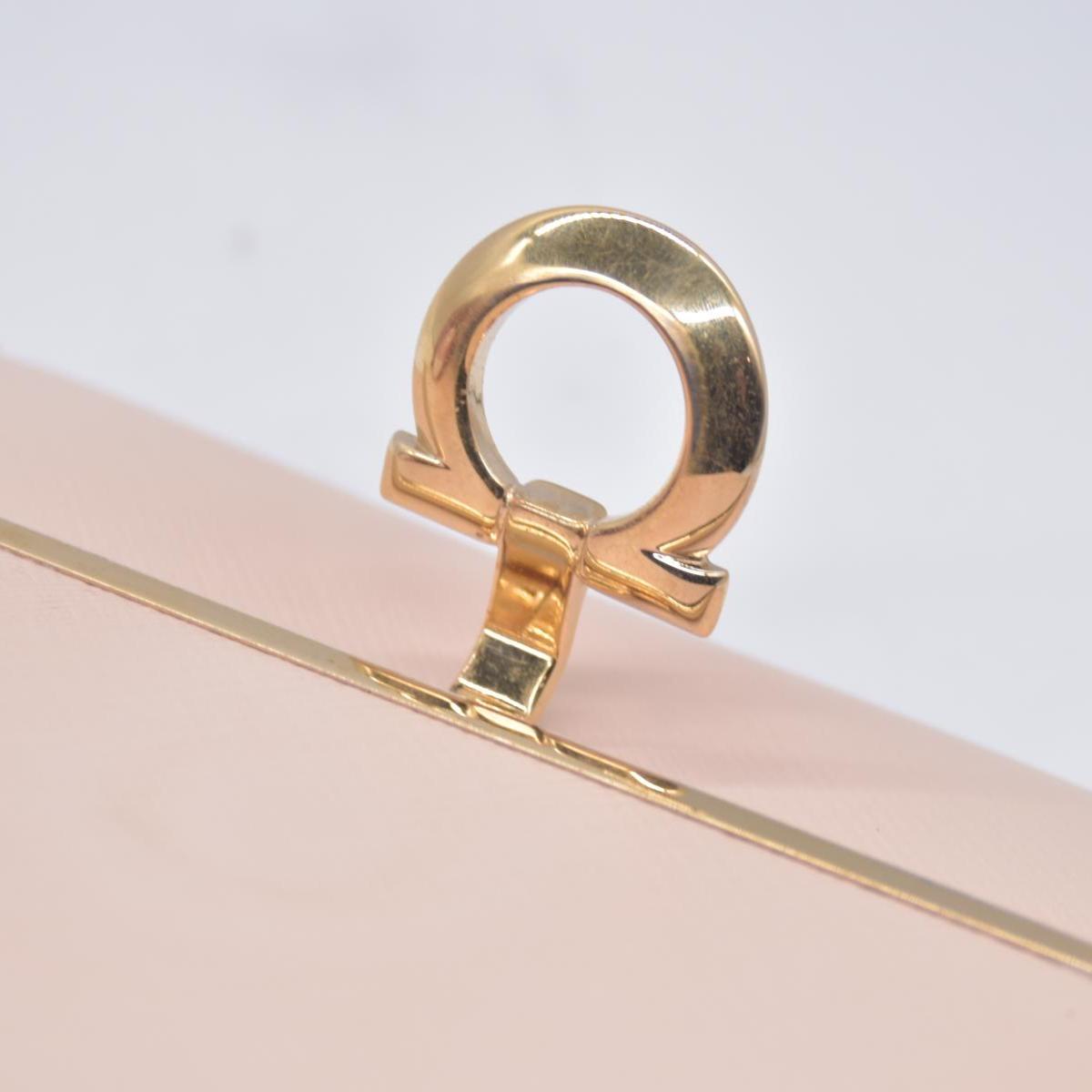 $565 SALVATORE FERRAGAMO Saffiano Gancini Bar Compact Wallet Light Pink CONSIGNMENT