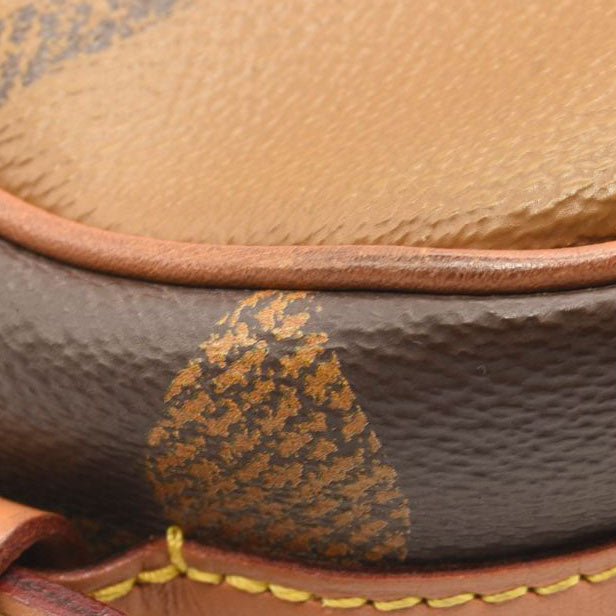 LOUIS VUITTON Reverse Monogram Giant Boite Chapeau Souple