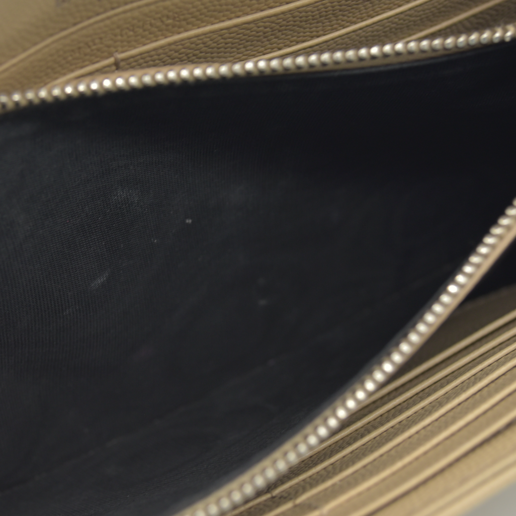 $1690 Saint Laurent Chevron Envelope Medium Crossbody Beige