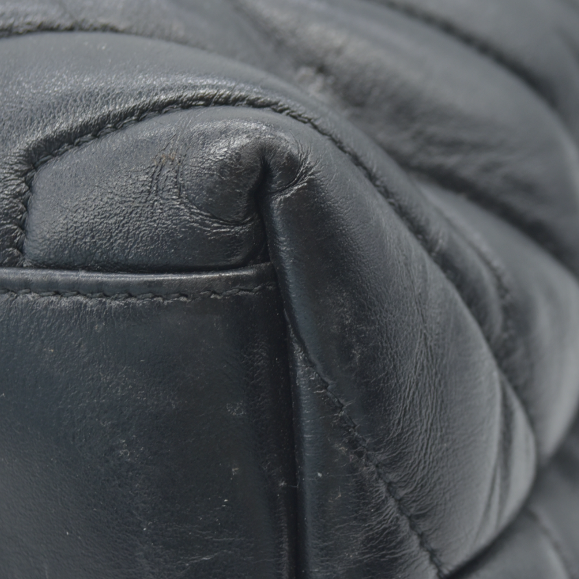 $2900 Saint Laurent Medium Loulou Matelassé Leather Shoulder Bag