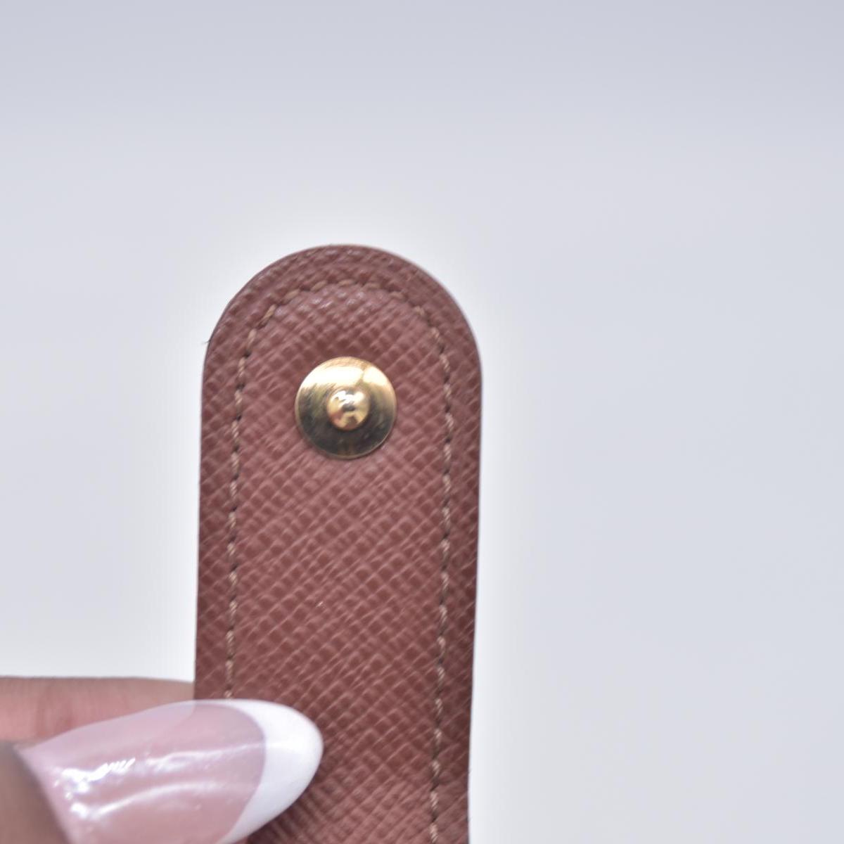 $620 LOUIS VUITTON Monogram Compact Zip Wallet CONSIGNMENT