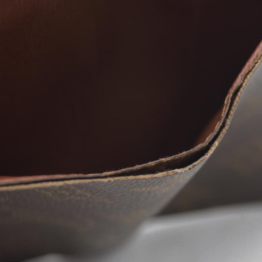 $725 Louis Vuitton Monogram Porte Monnaie Billets Tresor Bifold Wallet CA1021