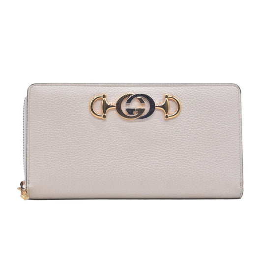 $790 GUCCI Calfskin Zumi Zip Around Wallet Off White CONSIGNMENT